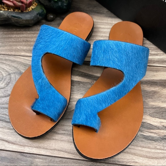 NIB Kenneth Cole Asymmetric Palm Sandal Thong Toe Loop Flip Flop Blue Real Fur - Picture 3 of 11